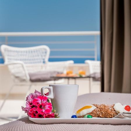 Villa Maria Con Piscina E Vista Mare Кастеламаре дел Голфо Стая снимка