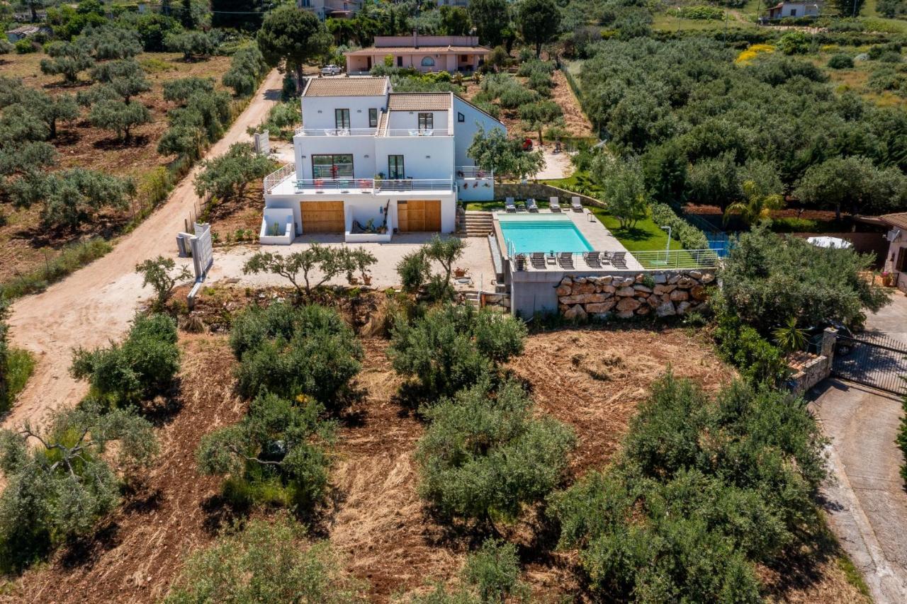 Villa Maria Con Piscina E Vista Mare Кастеламаре дел Голфо Екстериор снимка