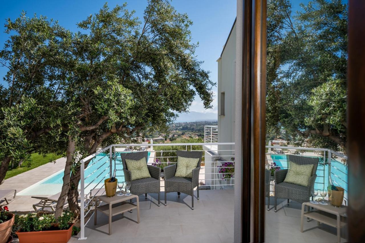 Villa Maria Con Piscina E Vista Mare Кастеламаре дел Голфо Стая снимка