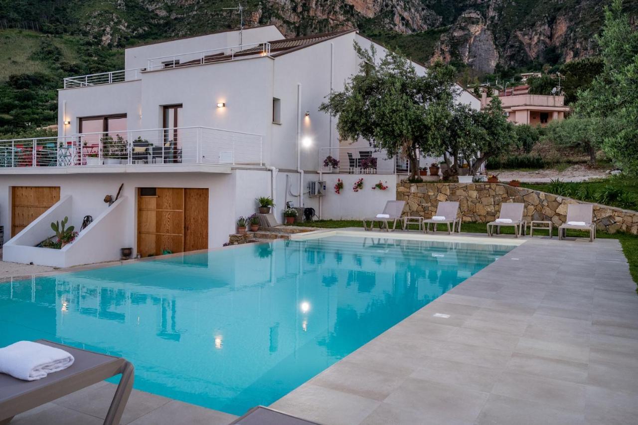 Villa Maria Con Piscina E Vista Mare Кастеламаре дел Голфо Екстериор снимка