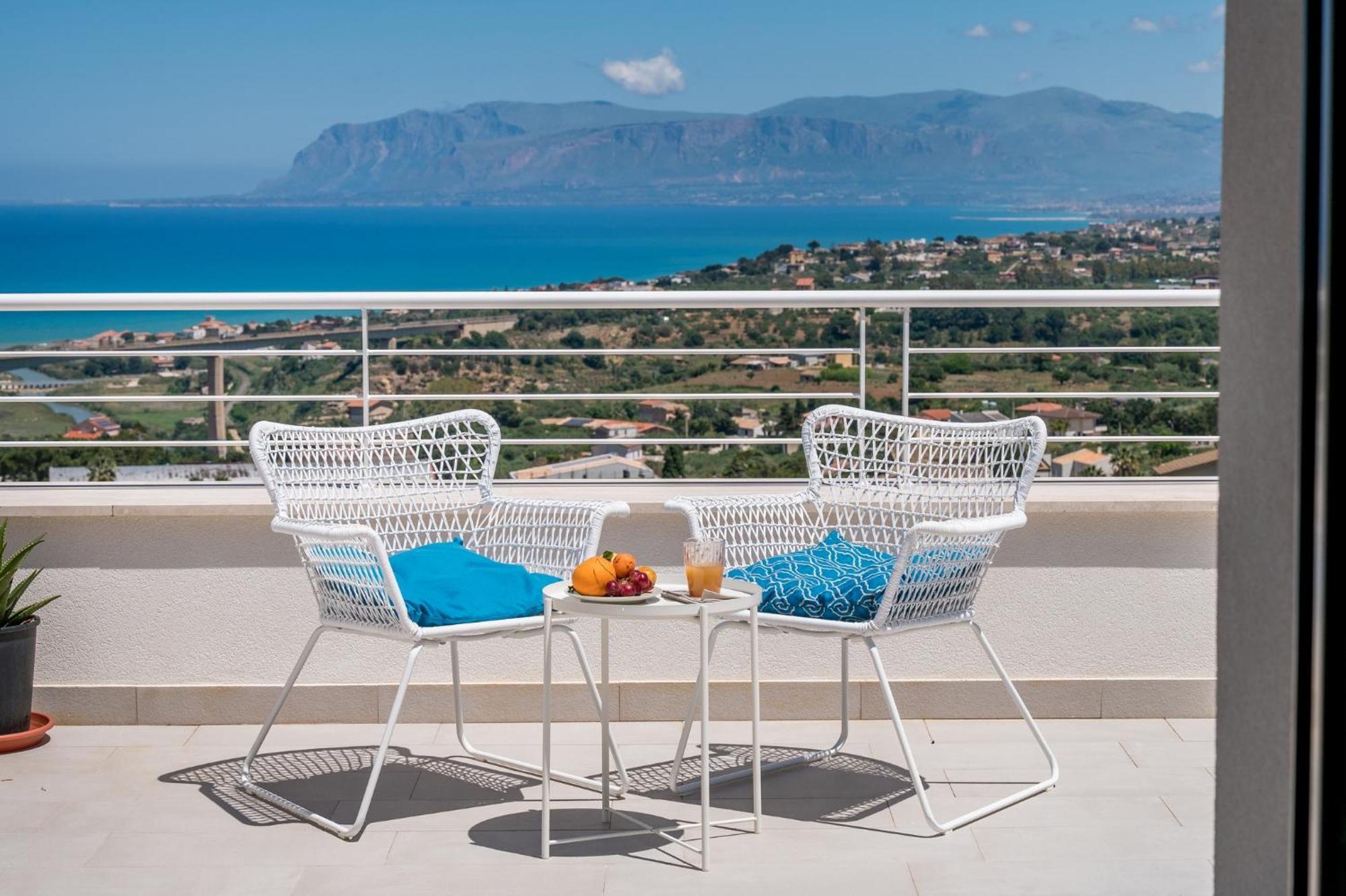 Villa Maria Con Piscina E Vista Mare Кастеламаре дел Голфо Стая снимка